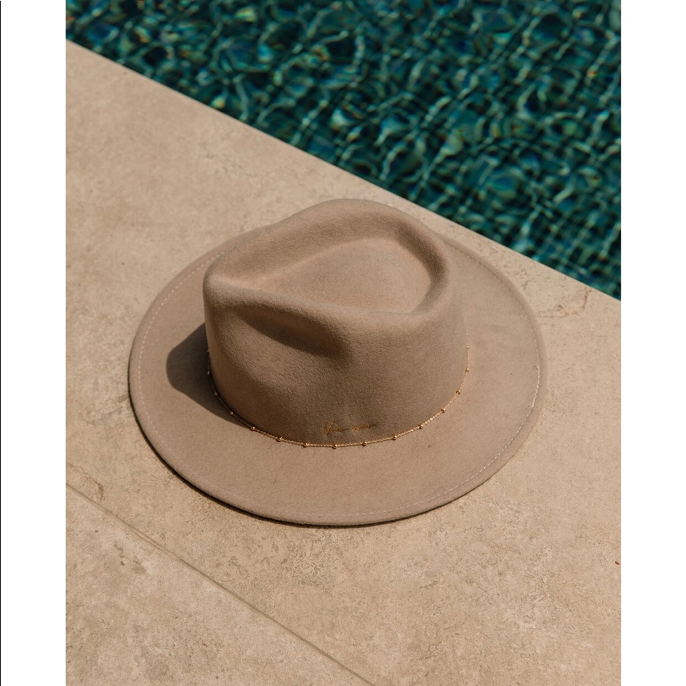 Van Palma “Le Lou” hat fedora in Beige size 55 NWT